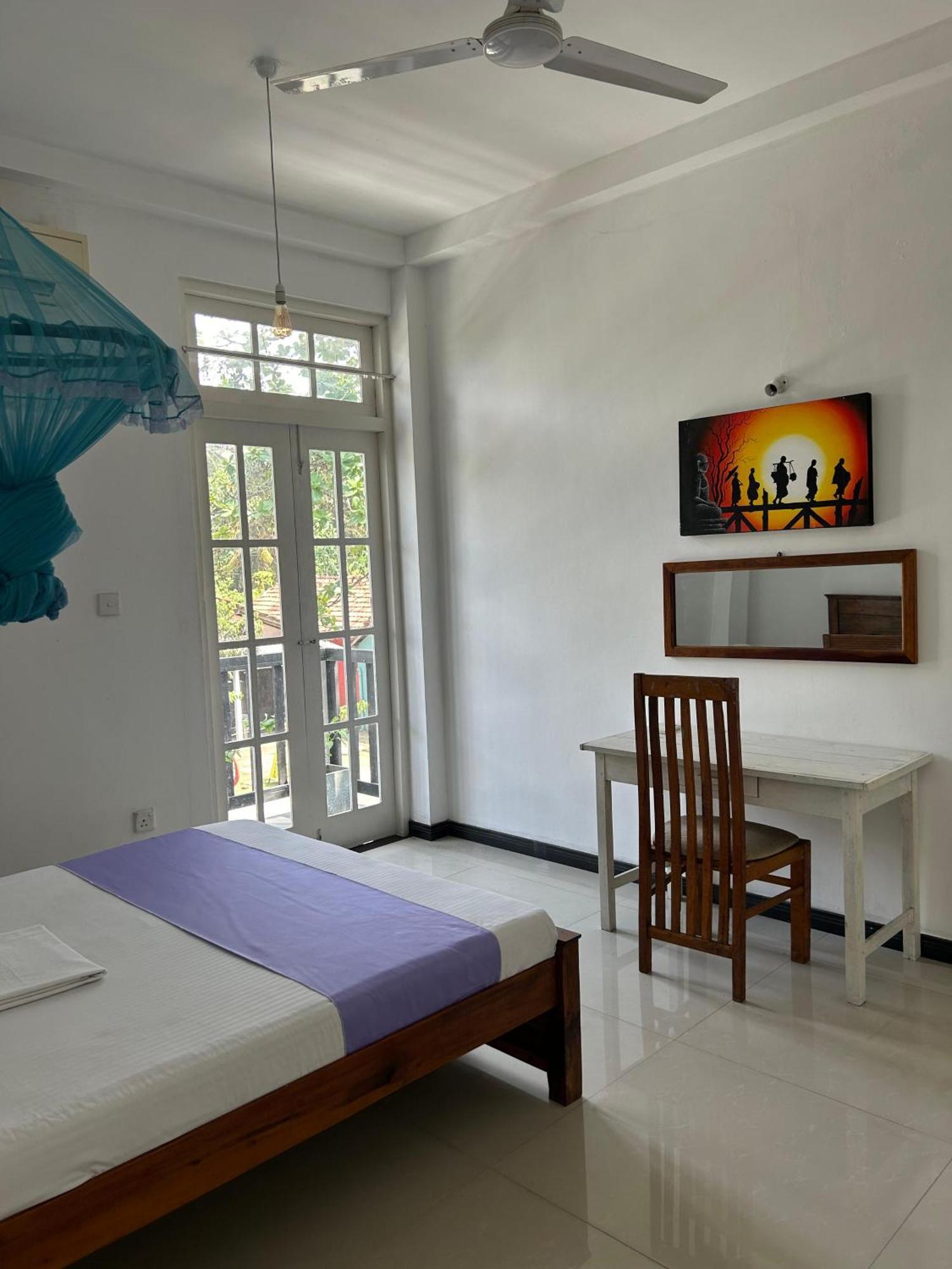 White House & Sea Food Restaurant Hostel Hikkaduwa Luaran gambar