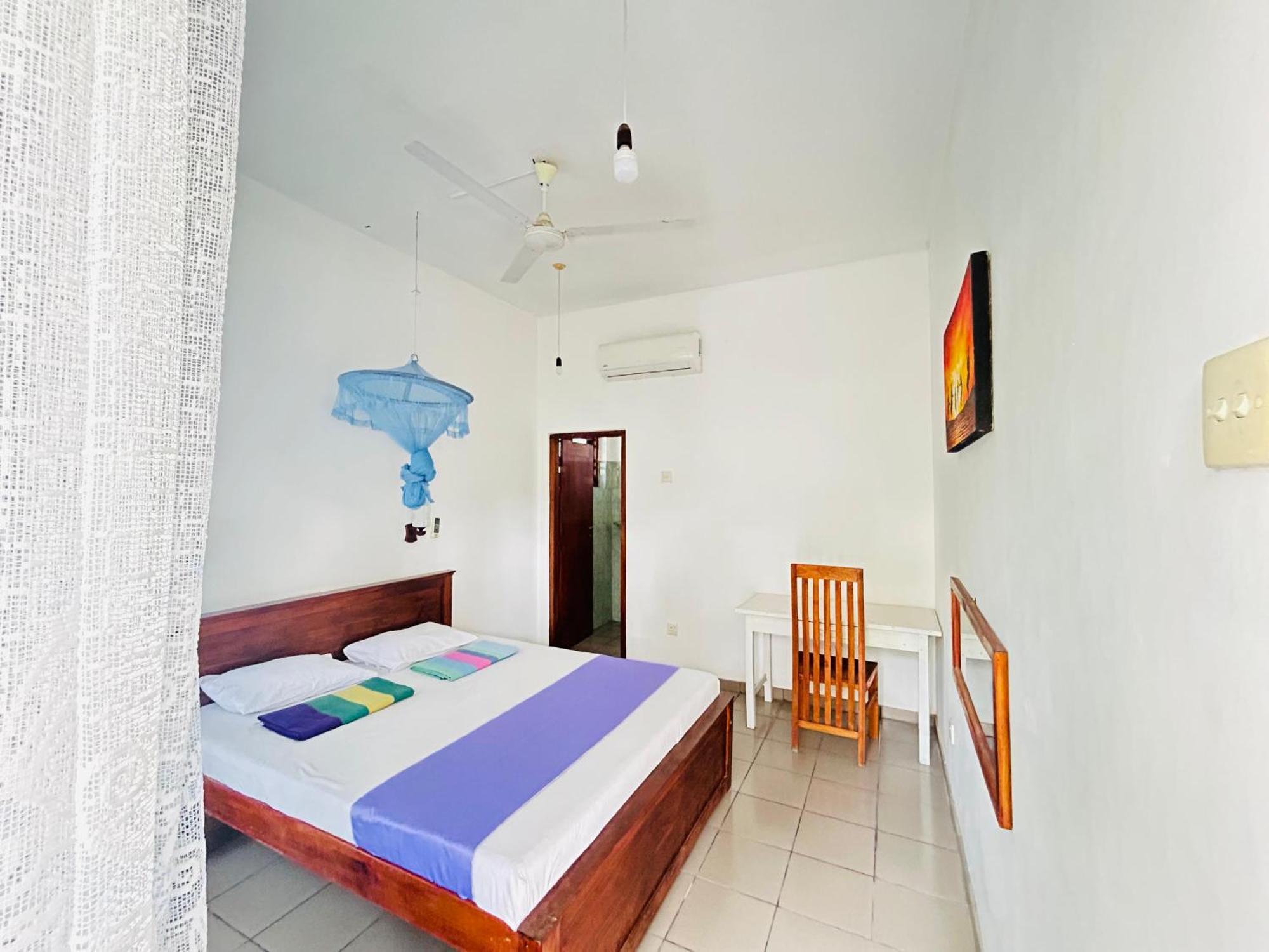 White House & Sea Food Restaurant Hostel Hikkaduwa Luaran gambar